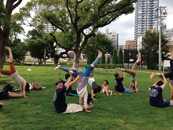 20140629-outdoor_yoga2.png 20140629-outdoor_yoga2.png